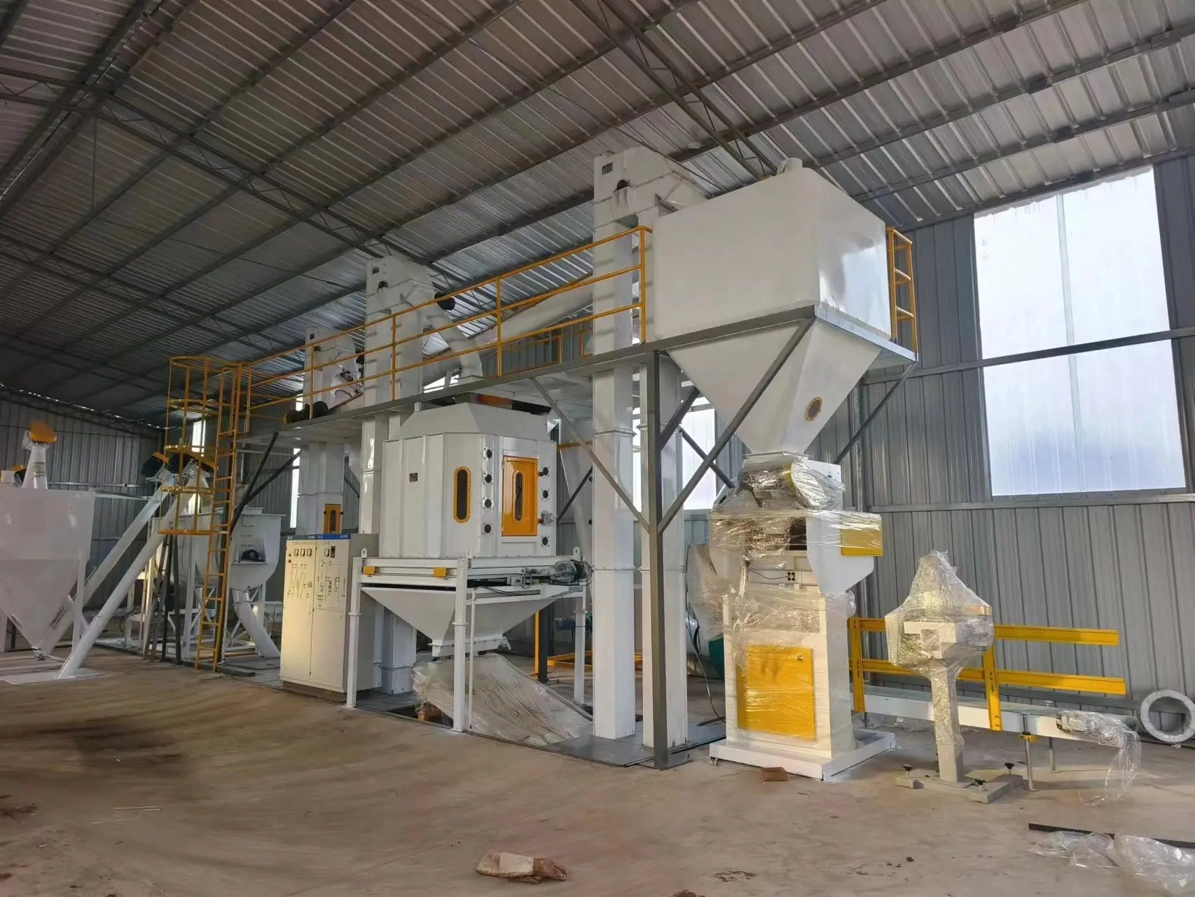 ruminant feed pellet cooling screening part