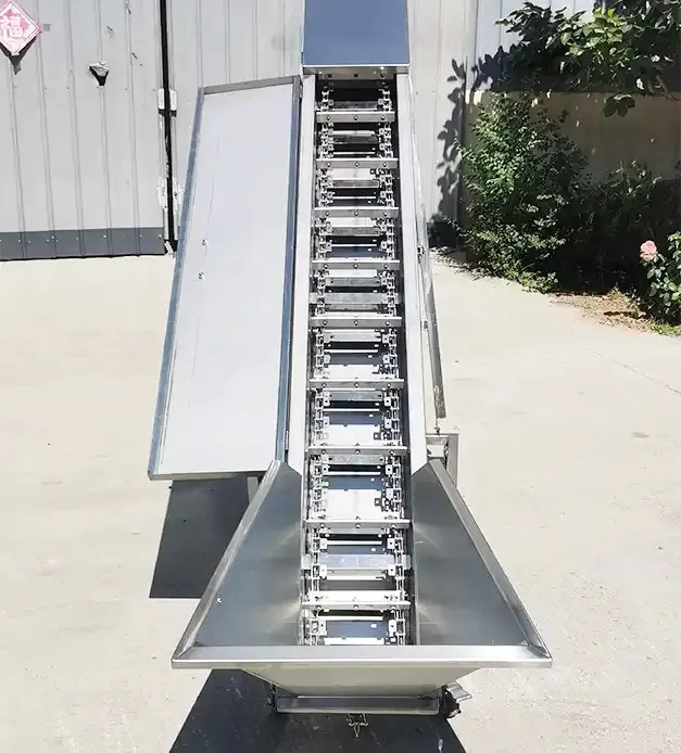 Skirted Belt Conveyor