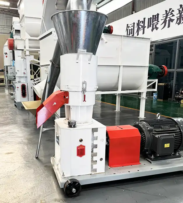 Rotating Roller Feed Pellet Mill